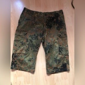 German Flecktarn Camouflage BDU Cargo Shorts Military Style 6 Pocket Button Fly